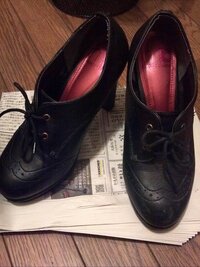 スーツ スカート にぺたんこ靴は似合いませんか 変ですかね デザイ Yahoo 知恵袋