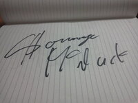 このサインのキャラクターを教えてください ディズニーです 出来れば写 Yahoo 知恵袋