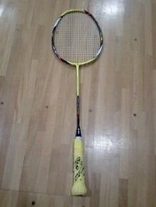 バドミントンの世界または日本のトップクラスの選手が使っている