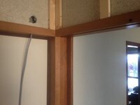 和室から洋室へdiyリフォーム途中です 写真は窓枠とドア枠なんですが 石膏ボード 教えて 住まいの先生 Yahoo 不動産