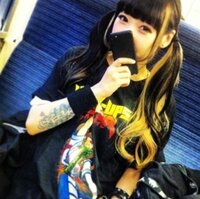 Ayamoちゃんのこの髪色にしたいんですがストレートの時の画像探してい Yahoo 知恵袋