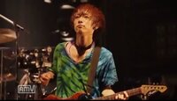 Uverworldの彰ｸﾝのような髪型にしたいです 何と注目すればいいで Yahoo 知恵袋