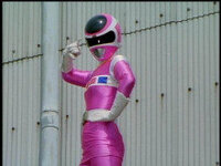 スーパー戦隊や仮面ライダーの女性戦士は スーツアクターも女性がやって Yahoo 知恵袋