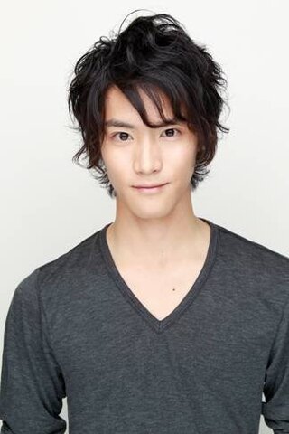 仮面ライダーウィザード の主役を演じた俳優名って松山ケンイチで良い Yahoo 知恵袋