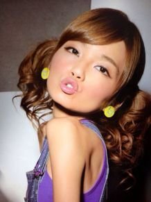 ａａａの宇野ちゃんのこの画像ですが 腕 細すぎると思いませんか 心配 Yahoo 知恵袋