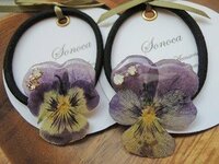 紫陽花の押し花の栞を作りたいのですが 作り方がわかりません できれば Yahoo 知恵袋
