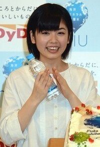 女子でボブヘアーの方で このように横髪を両耳にかけてるのって Yahoo 知恵袋