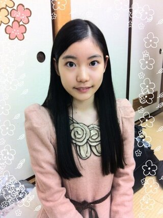 この女流棋士かわいいですよね 感想待ってます 竹俣紅女流2級です Yahoo 知恵袋