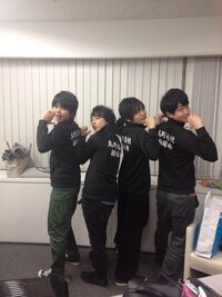 この画像に写っている声優さんの 名前がわからないのですが村瀬歩さん 石 Yahoo 知恵袋
