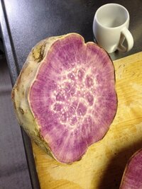 画像のように さつまいもの断面が一部白くなっているものは 食べな Yahoo 知恵袋