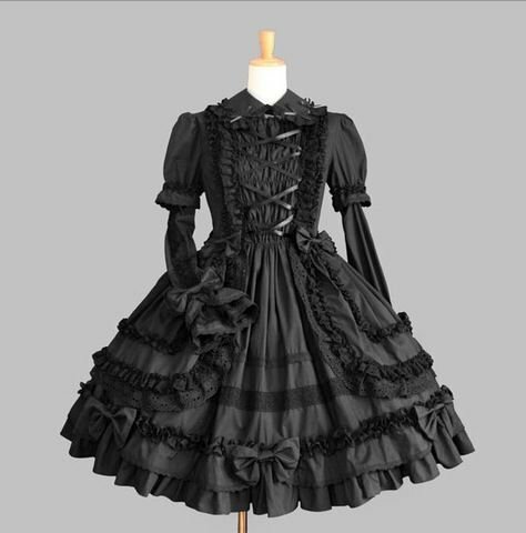 通販で、こちらのアンドロミオ様のゴスロリ服を買おうと思っています 