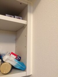 作り付けの棚を外したいです ２段になっているこの棚を外して 自作で棚を付けよう 教えて 住まいの先生 Yahoo 不動産