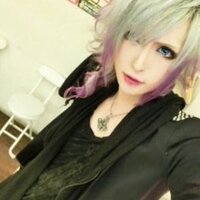 Royzのメンバーの年齢とメジのメンバーの年齢royz昴杙凪21 Yahoo 知恵袋