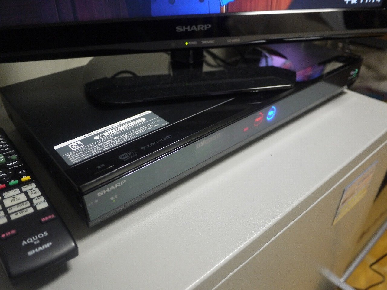 レコーダーの上に直接tvを置いても大丈夫ですか？現在下画像の 