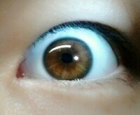 目の色について質問です 私は目の色が茶色です いままで Yahoo 知恵袋