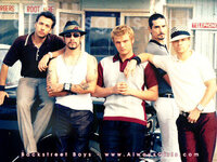 Backstreetboysのeverybodyという曲のpvで 狼 Yahoo 知恵袋