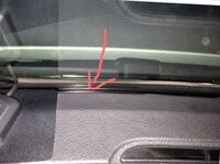 車のフロントガラスと ダッシュボードの隙間に挟まった蚊を除去するにはどう Yahoo 知恵袋