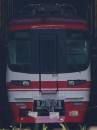 名鉄1700系 1701f新塗装車について この色は好きですか また Yahoo 知恵袋