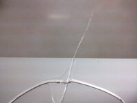 強化ガラスはこんな風に割れますか 画像有り 液晶ペンタブレット ワコ Yahoo 知恵袋