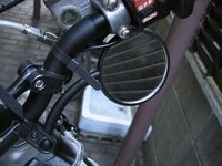 バイクのサイドミラーの位置って あの場所じゃないといけな Yahoo 知恵袋