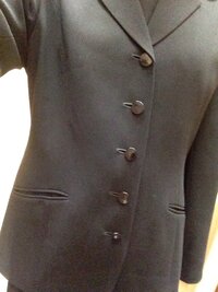喪服を買うためにイオンモールに行きました 様々な種類の喪服があり Yahoo 知恵袋