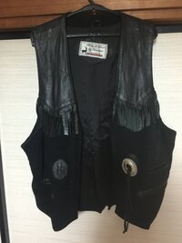 レザーベストチョッキフォッション着こなしレザーベストの着こなし方を教え Yahoo 知恵袋