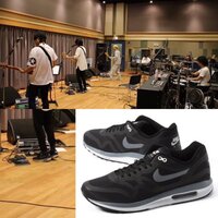 500まいです 先日 土岐プレミアムアウトレットに行った時 Nike Yahoo 知恵袋