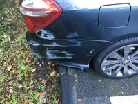 車の擦り傷凹み修理について車をコンクリートに擦ってしまいかなり大き Yahoo 知恵袋