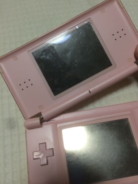dsの下の部分 que-10154026620?w=999&h=999&up=0
