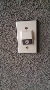 配線の処理について 玄関のチャイムからワイヤレスドアホンに変 Yahoo 知恵袋