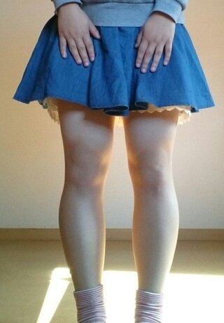 この脚は太いですか この脚でミニスカートやショートパンツ履い Yahoo 知恵袋