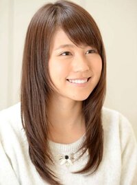 この有村架純さんの髪型は丸顔で顔が大きめの人にはぴったりです Yahoo 知恵袋