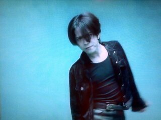 Hydeのflowerの時の髪型にしたいのですがこれはどういった髪型な Yahoo 知恵袋