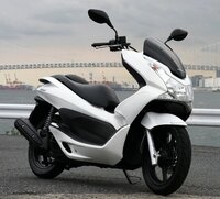 Pcx150で高速道路を走ると怖いですか 乗ってみたら怖かっ Yahoo 知恵袋