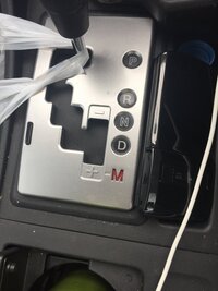 ギアの2とlについてat車のギアでprndm になっている車とprnd2l Yahoo 知恵袋