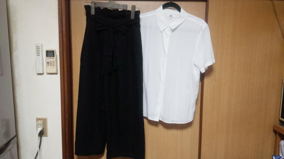 新盆の服装についてお聞きしたいです 代後半の独身の Yahoo 知恵袋