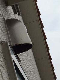 この間 友人aが軽自動車を白ナンバーに変えたのですが 友人b 型落ちセ Yahoo 知恵袋