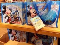 東京ディズニーリゾートで販売される 最新のお土産 グッズ が完売 Yahoo 知恵袋