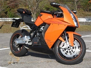 KTMRC8って珍しいバイクなのでしょうか? - サービスエ KTMRC8って珍しいバイクなのでしょうか? - サービスエ