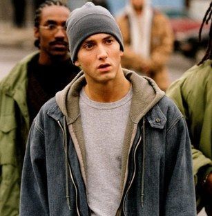 エミネムが映画 8mile で着ているデニムのジャケットについて詳細を Yahoo 知恵袋