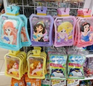 ダイソーで売っているディズニーの入浴剤は誰の香りがオススメですか Yahoo 知恵袋