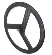 ピストについてです！現在フロントにカーボンバトンホイールを検