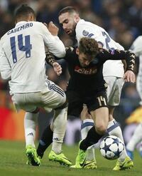 レアルマドリードが銀河系軍団と呼ばれていた時代の基本フォーメー Yahoo 知恵袋