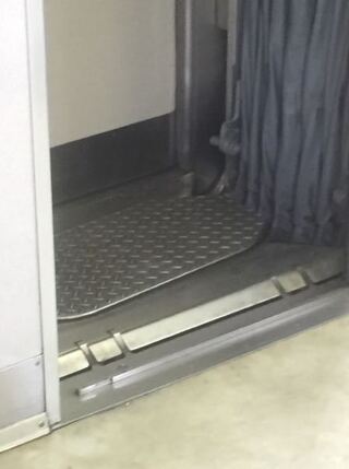 この渡り板ってどのような構造になっているんですか この渡り板は Yahoo 知恵袋