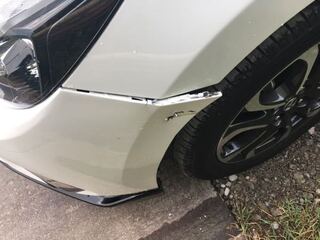 車のリアバンパーの板金について 本日リアバンパーをひっかけました Yahoo 知恵袋