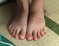 足の指に力を入れて指を丸めてます 7ヶ月の赤ちゃんですが 足の指に力を入れて Yahoo 知恵袋