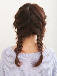 寝る前にゆる く三つ編みをして 朝起きてほどいたら ゆるふわヘアになってる っ Yahoo 知恵袋