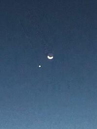 月の近くの星 先ほど空を見上げたら 月の近くにかなり明る Yahoo 知恵袋