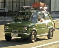 この車の名前なんですか フィアット126 バンビーノ Yahoo 知恵袋