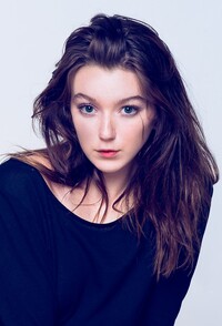 愛くるしい雰囲気の女性ですか すこし Yahoo 知恵袋